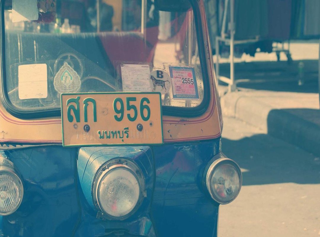 Understanding the +96 Prefix in Different Contexts