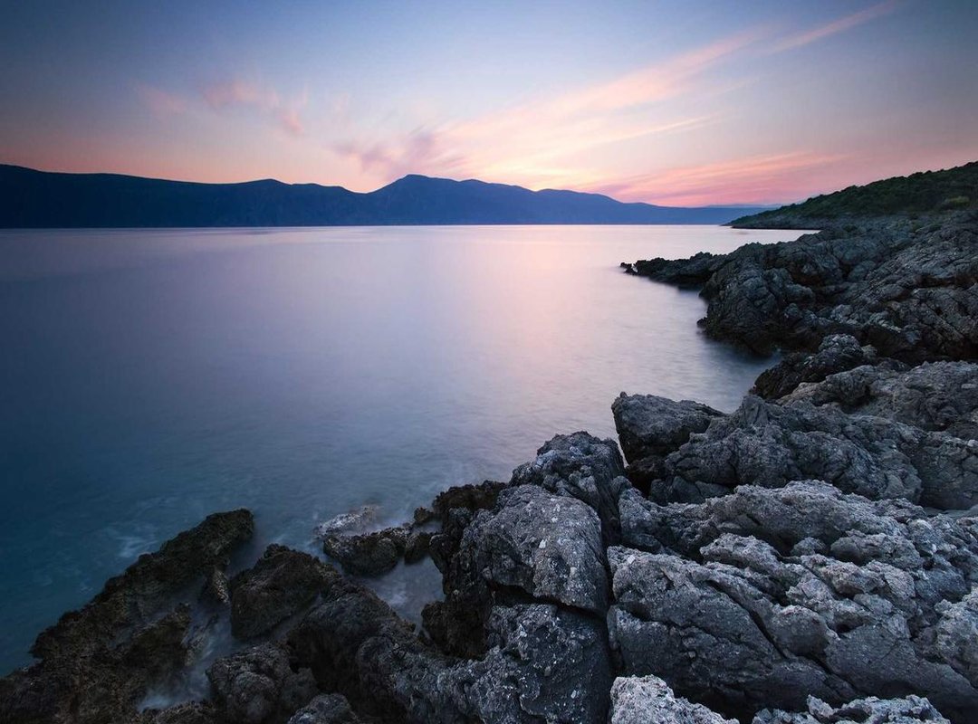 Seeing it in Action: How 'POV' is Used on TikTok and Instagram